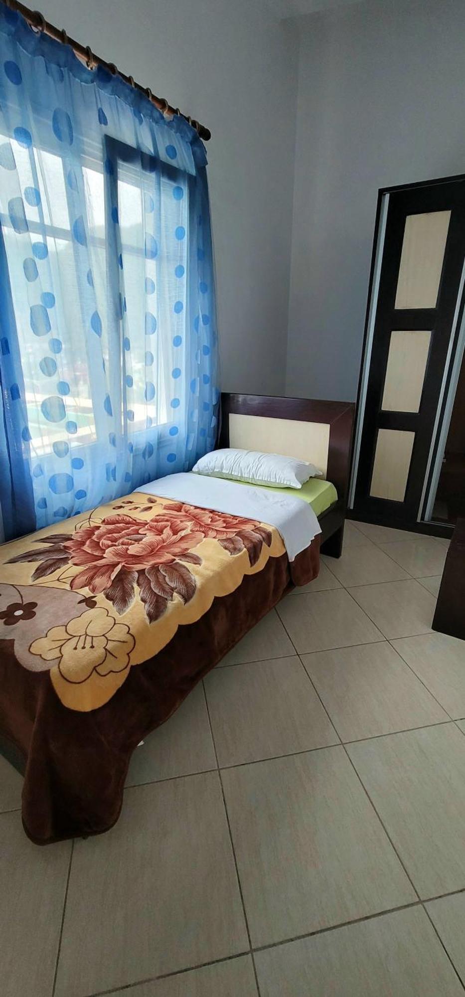 Hotel Shpetimi Zhaban Exterior foto